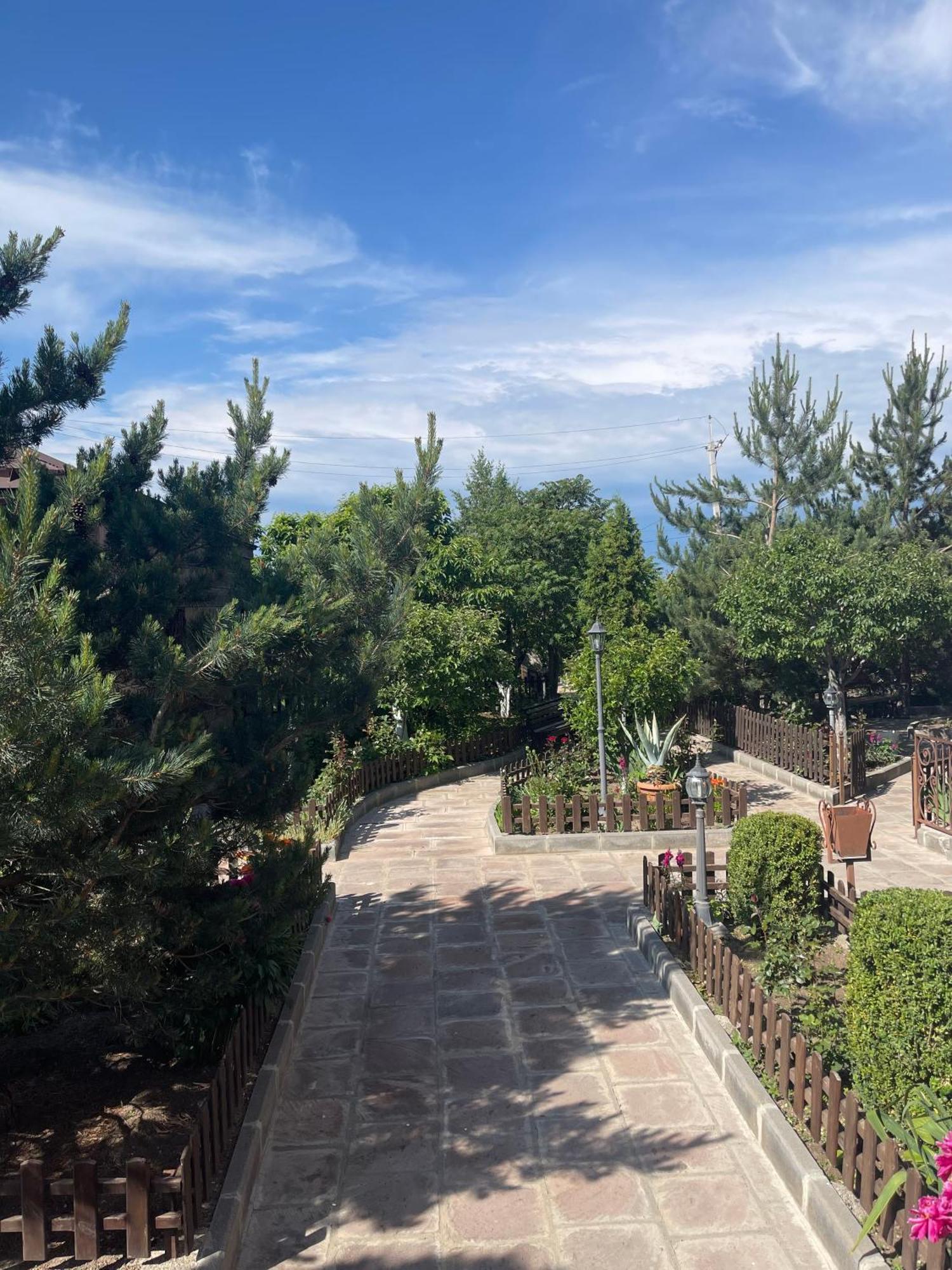 In Gyumri Hotel Exterior photo